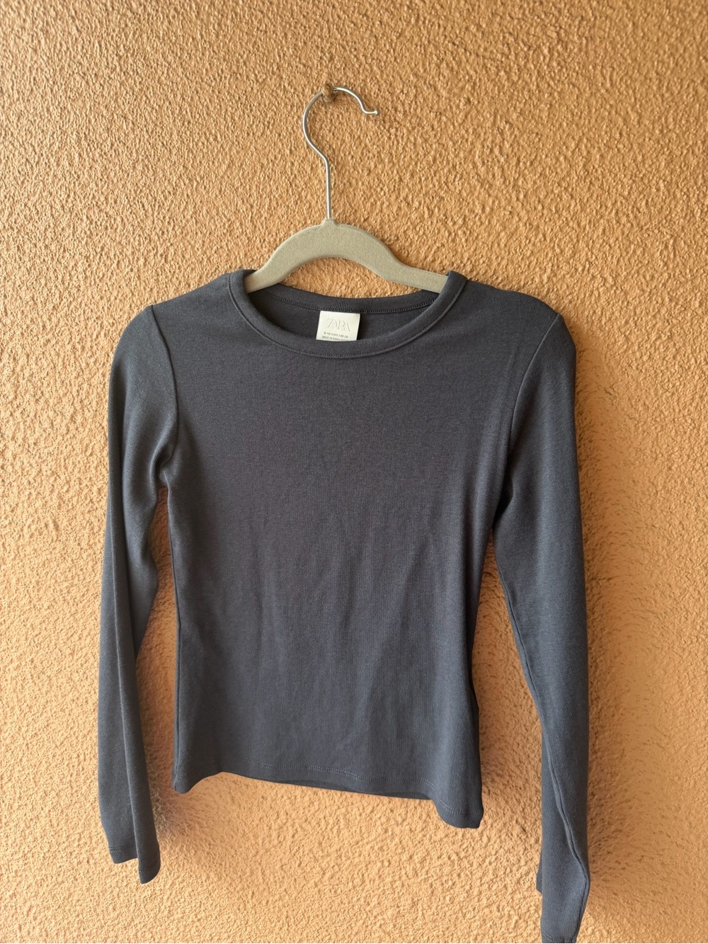 Zara Charcoal Gray Long Sleeve Crewneck Top